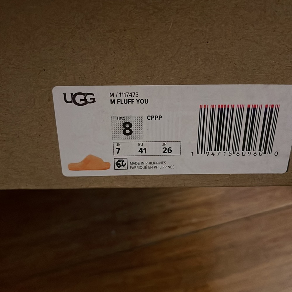 AUTHENTIC UGG Fluff You Slippers - Size 8, Orange, Brand New in Original Box - Picture 5 of 5